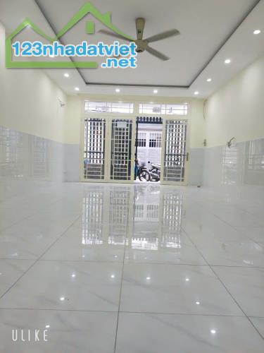 Bán nhà 2 Tầng đường Trần Quang Diệu, P11, Quận 3, 62m2 giá 10 tỷ - 1