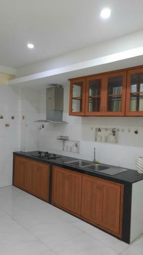 Bán nhà 2 Tầng đường Trần Quang Diệu, P11, Quận 3, 62m2 giá 10 tỷ - 2