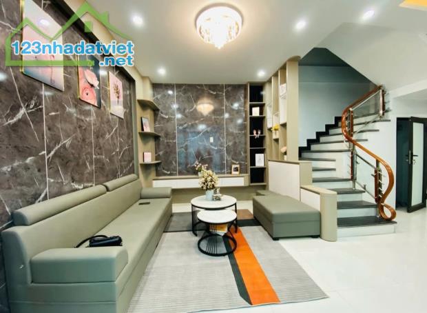 Bán nhà Đông Khê, Đông Khê, Ngô Quyền, Hải Phòng. 4 tầng, 56m2, 3,25 tỷ. Ngang 4,3m, d1 - 4
