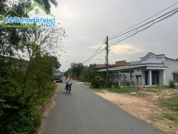 Hàng hiếm tại Nguyễn Văn Bứa, 2,88 tỷ, 160m2, đất đẹp, pháp lý đầy đủ