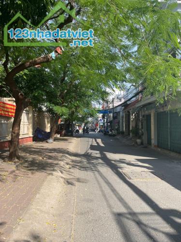 2 BƯỚC CHÂN RA MẶT TIỀN LÂM VĂN BỀN, Ô TÔ NGỦ TRONG NHÀ, Q7 - 4 TẰNG - CHỈ 9.5 TỶ - KẾ - 1