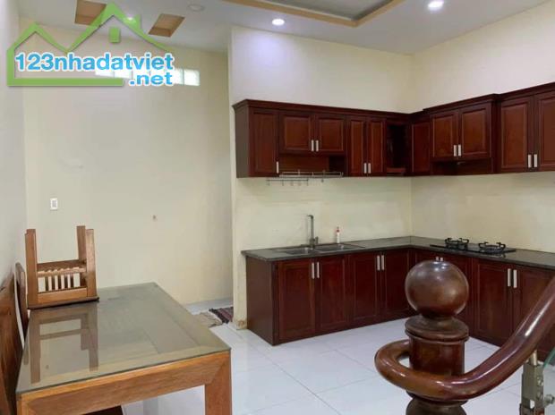 Bán nhà hẻm xe hơi Huỳnh Tấn Phát Q7 - 4 tầng - giá chỉ nhỉnh 6 tỷ - 3