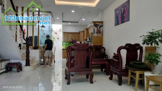 Nhỉnh 7 tỷ, NHÀ DƯƠNG QUẢNG HÀM - 80M2 - 4 PHÒNG NGỦ MUA VỀ Ở NGAY - 3