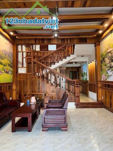 Bán nhà 2 tầng mặt tiền đường Phạm Hữu Nghi, Hòa Xuân, Cẩm Lệ, giá 3 tỷ 650 tl - 2
