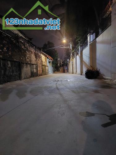 Tphcm,Q7, Tân Quy, Đường 79, 72m2  ngang 4 x 19m2 gia 6  tỷ,Hẻm xe hơi - 2