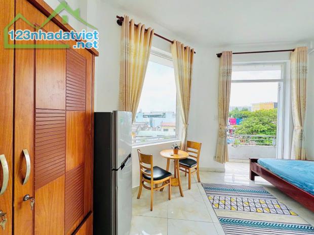 * Vị trí :  8/7c, Đường Phan Huy Ích, Phường 15, Quận Tân Bình, Tp Hồ Chí Minh - 3