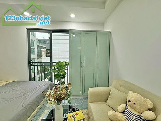 HẺM XE HƠI - 5 TẦNG - THANG MÁY - DÒNG TIỀN 650TR/NĂM - GẦN BỆNH VIỆN 175 - SÂN BAY - 3