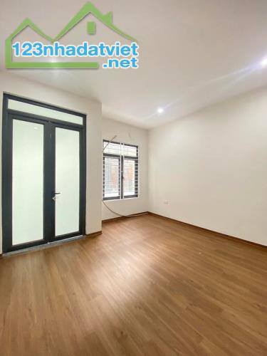Chủ bán Gấp Nhà MT  Kinh doanh, Trong KDC Thuận Giao, Giảm giá còn hơn 4 tỷ xíu