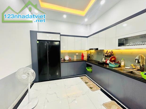 BÁN NHÀ KINH DOANH SẦM UẤT, NGÕ THÔNG, Ô TÔ QUA NHÀ KHU ĐỀN LỪ DIỆN TÍCH 45M2 - 3