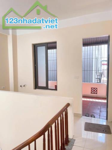 Nhà 4Tx 48m2 ôtô đậu cửa gần đường ô tô, 500m cầu Đại Thành chỉ 3,05 TỶ - 3