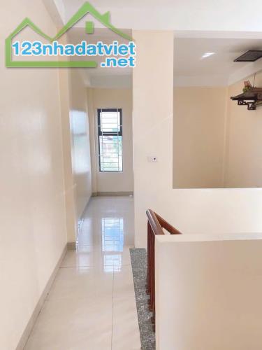 Nhà 4Tx 48m2 ôtô đậu cửa gần đường ô tô, 500m cầu Đại Thành chỉ 3,05 TỶ - 5