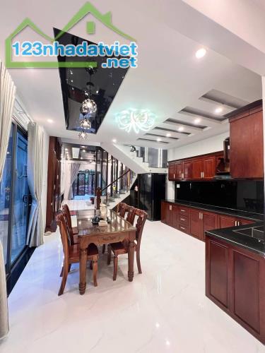 Chính chủ cần bán căn 3 tầng 3 mê mặt tiền Nguyễn Thuý - Hoà Minh - Liên Chiểu - 2