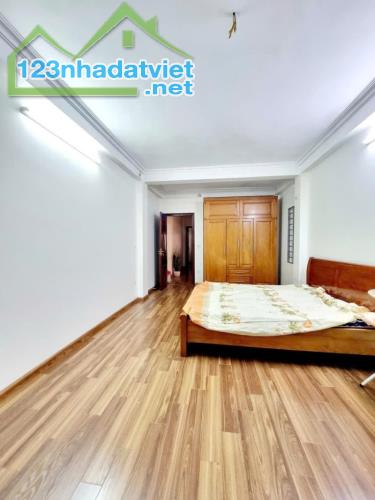 Nhà Lạc Long Quân, Cầu Giấy. 75mx5; MT 4m; Giá 19 Tỷ  PHÂN LÔ QUÂN ĐỘI, 2 THOÁNG, Ô TÔ QUA - 2