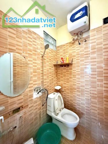 NHÀ TẠI PHỐ LÁNG HẠ - TRUNG TÂM ĐỐNG ĐA - 2 THOÁNG - NỞ HẬU - MẶT TIỀN ĐẸP - Ô TÔ CÁCH 10M - 3