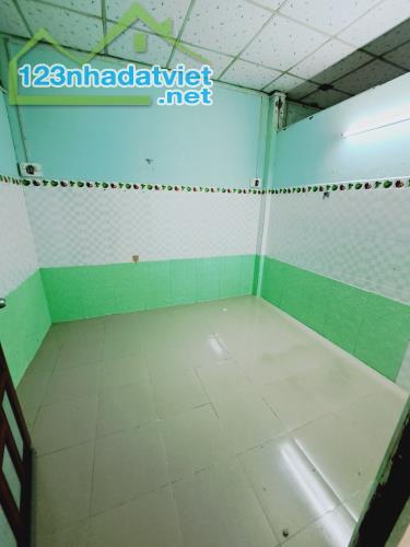 Bán nhà 40m2, HXH, đường Lê Đình Cẩn, Bình Tân, 2 tầng, 3 PN, giá 3.5 tỷ còn thương lượng. - 3