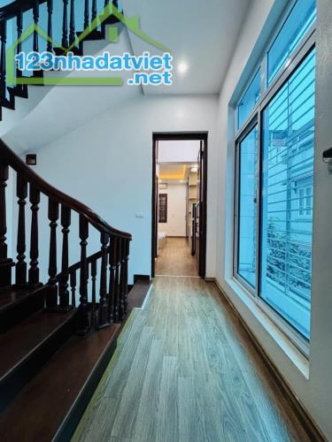 Em có căn nhà 68m2 - 5 TẦNG - 7 P. Khép kín - Lô góc ở VĨNH TUY - 3 mặt thoáng VĨNH VIỄN - 4