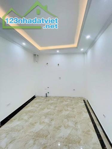 NHÀ MẶT PHỐ ĐA SỸ, KIẾN HƯNG LÔ GÓC, THANG MÁY, VỈA HÈ, Ô TÔ 54M2, 5 TẦNG CHỈ HƠN 14 TỶ - 1