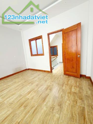 Chợ Ông Địa, 47m2, 3 tầng Đúc, 15m ra đường xe tải, Nhỉnh 6 Tỷ - 2