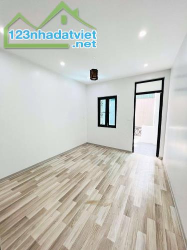 📍 BÁN NHÀ NGỌC TRÌ – LONG BIÊN – 40M² – 5 TẦNG – GIÁ CHỈ 5.6 TỶ - 2