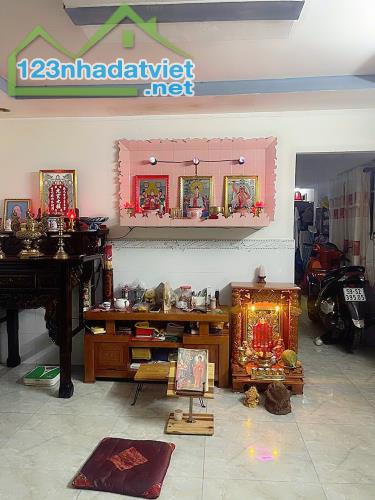 + 👉 SỐC SIÊU PHẨM GẤP GẤP BÁN NHÀ Đ SỐ 2 BHHB BÌNH TÂN 5,2*15M 2L CHỈ 2,7T - 1