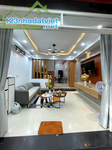 Bán nhà hẻm 3m cách 10m ra hẻm thông 8m đường số 51, P.14, 4,1 x 14, 3 lầu giá 5.8 tỷ tl - 5