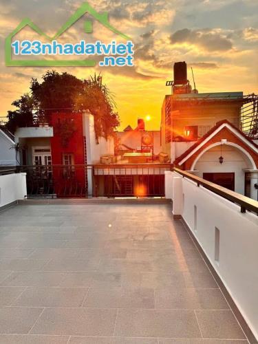 Xoay vốn bán nhà đường Bình Phú P12 Quận 6 DT 55m2 Giá 2ty670 lh@932861530