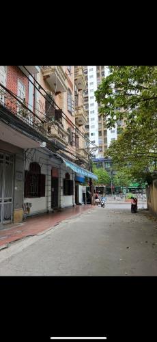 PHÂN LÔ MẠC THÁI TỔ - 2 MẶT NGÕ - Ô TÔ TRÁNH ĐỖ CHẠY VÒNG QUANH 80M chỉ 30 TỶ.