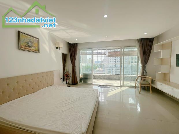 💥💥💥RẺ QUÁ Ô tô tránh, 10m ra MP Mạc Thái Tổ, Cầu Giấy 80m 6T/MT 5m, 30 tỷ