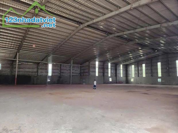 Cho Thuê 3.700m2 Nhà Xưởng Ngoài KCN Tân Uyên Bình Dương Giá 220tr - 2