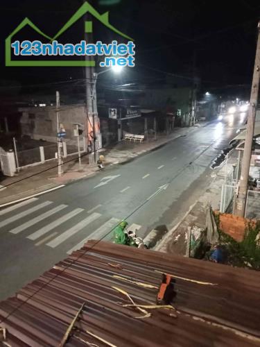 Cần bán nhà mặt phố đường Trần Hưng Đạo phường Long thạnh txtanchau tỉnh An Giang.dt 78m - 3