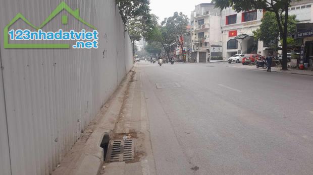 Bán Nhà Mặt Phố Nguyễn Thái Học Ba Đình 48m5T 5m Vỉa Hè 23 Tỷ Nguyễn Thái Học.