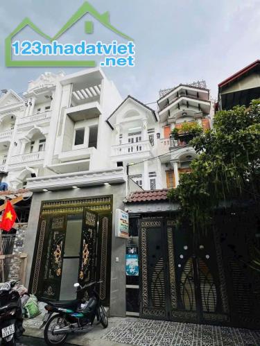 Gấp bán nhà 3 lầu (4x25) mặt tiền đường Hiệp Thành 26, Quận 12 Giá tốt