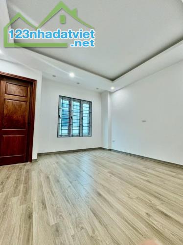 BÁN NHÀ ĐỊNH CÔNG HẠ, HOÀNG MAI, BA GÁC TRÁNH, 30M2, 6.5TỶ(CTL) - 2