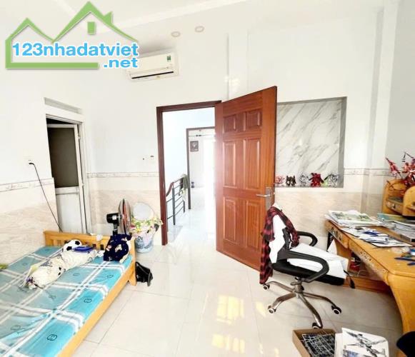 Tôi bán nhà 3 đường TTH Nguyễn Ảnh Thủ, 46m2 x 4.1m2 x hẻm 6m chỉ 2,9 Tỷ - 1