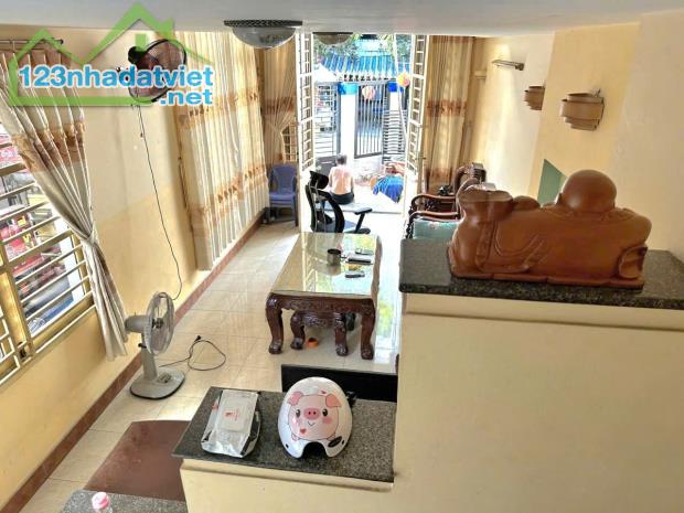 Bán Nhà Lô Góc, Hẻm 8m Tô Hiến Thành, 110m2, 5 Tầng, Chỉ 22 Tỷ, Phường 13, Quận 10