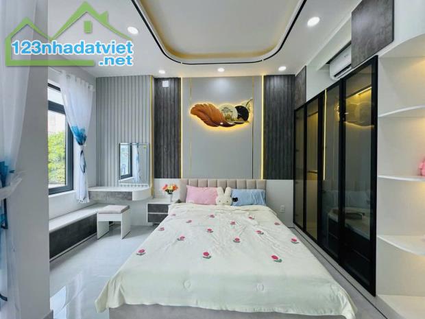 Nhà phố Huỳnh Tấn Phát, 4x16m, 4 tầng, 7.75 tỷ, đầy đủ nội thất - 1
