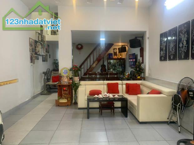 GẤPPP BÁN phường 4 - Tân Bình - HXT Út Tịch - Dt: 4.8 x 14m - GIẢM MẠNH 11 Tỷ chốt