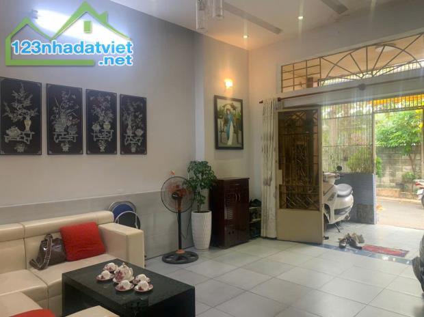GẤPPP BÁN phường 4 - Tân Bình - HXT Út Tịch - Dt: 4.8 x 14m - GIẢM MẠNH 11 Tỷ chốt - 1