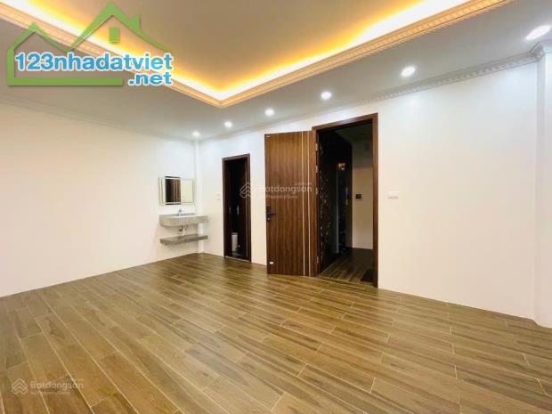 S.iê.u Phẩ.m KIM GIANG- NGÕ THÔNG - Ô TÔ NGỦ TRONG NHÀ – DT: 56M2,x 6 TẦNG, NHỈNH 10 TỶ - 2