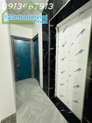 🔥 BÁN CCMN TUYỆT PHẨM TRIỀU KHÚC – 45M² – MT 7.2M – 8 TẦNG – 12 PHÒNG – DÒNG TIỀN - 4