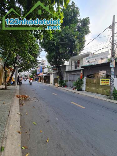 Bán nhà mặt tiền Nguyễn Văn Công, P.3, Gò Vấp: 4 x 17, giá 10,8 tỷ