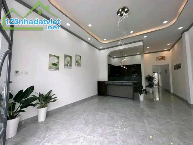 ĐẤT NỀN + NHÀ PHỐ CHỈ 400TR SỞ HỮU GIÁP PHƯỜNG BỬU LONG - 2