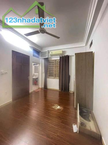 Bán toà nhà phố Yên Hoà, Cầu Giấy, ngõ thông, sát phố, 157m2x7, 29.5 tỷ - 1