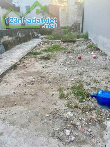 BÁN ĐẤT LÔ GÓC  ĐƯỜNG THÔNG THOÁNG  GIANG CHÍNH BIÊN GIANG HÀ ĐÔNG DT 35M2 GIÁ 2.68TỶ - 3