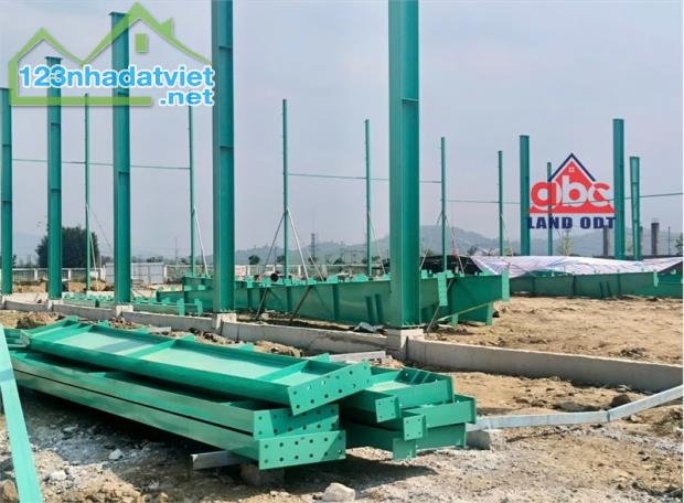 Nhà Xưởng đa dạng, phù hợp nhiều ngành nghề. tập chung nhiều DNNN. FDI