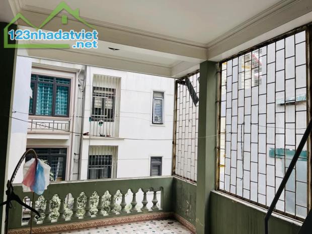 Bán nhà Vân Nội 45mx4 tầng, gần ô tô, đầy đủ công năng 5 tỷ. - 2