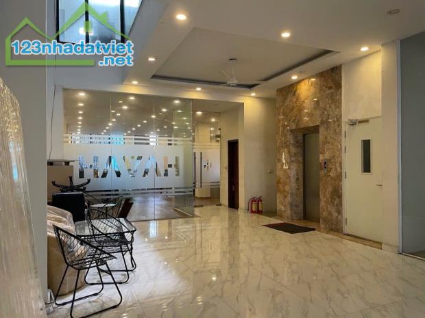 Bán nhà mặt phố Linh Lang, Ba Đình 100m 7 tầng thang máy gara kinh doanh, giá 48 tỷ 5