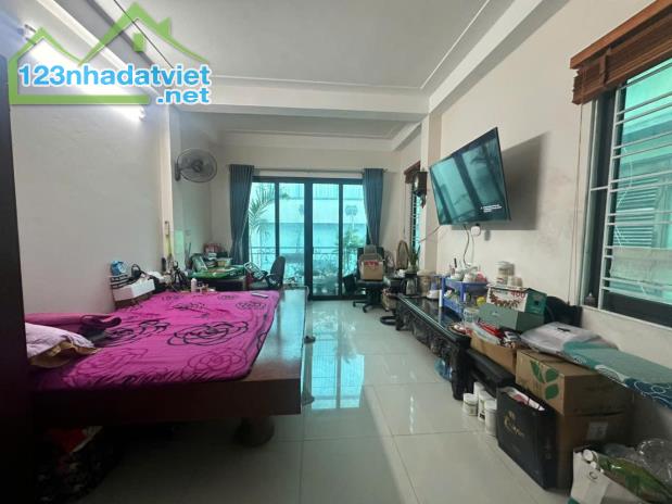 💥Nhà Đẹp Thái Thịnh, Lô Góc, Ngõ Thẳng Tắp 20m Ra Mặt Phố, DT 35/38T2, 5 Tầng