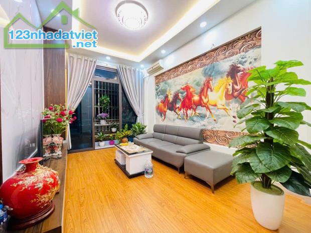 🔥 CHỦ B.Á.N G.Ấ..P – NHÀ ĐẸP TẠ QUANG BỬU – 55M² – 4 TẦNG – NGÕ RỘNG, DÂN TRÍ CAO! 🔥 - 2