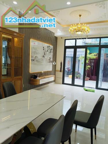 Bán nhà mới xây tại Lê Văn Khương, Hiệp Thành, Quận 12